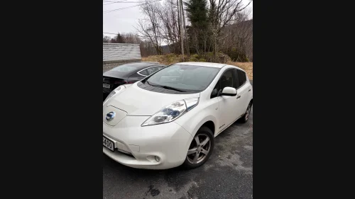 NISSAN LEAF Tekna