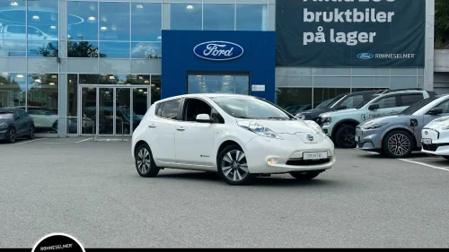 NISSAN LEAF Tekna Skinn / Oppvarmet ratt / Finans