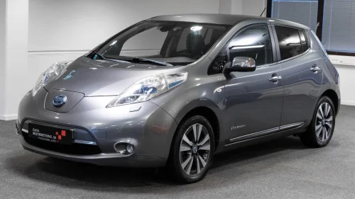 NISSAN LEAF 24kWh Tekna/Outlet/Skinn/360 kamera/11/12 streker