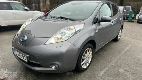 NISSAN LEAF automat navigasjon ryggekamera s+v dekk 125110km - inge