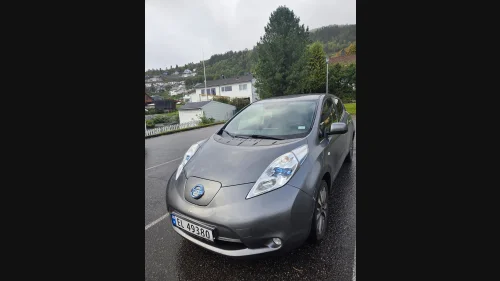 NISSAN LEAF Tekna (K)