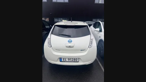 NISSAN LEAF Tekna