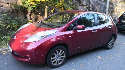 NISSAN LEAF Tekna