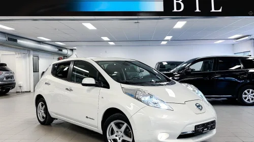 NISSAN LEAF TEKNA KLIMA CRUISE VARMESETEx4 SKINN BOSE 360-KAMERA