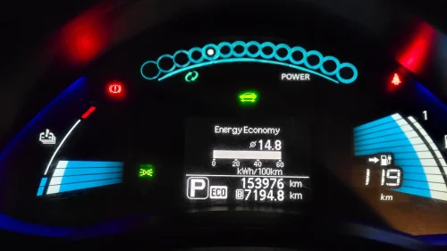 NISSAN LEAF