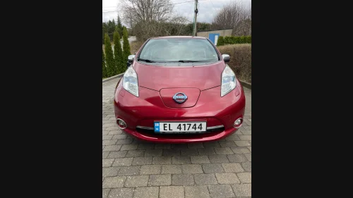 NISSAN LEAF Tekna