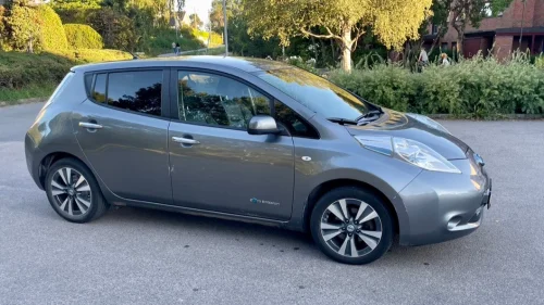 NISSAN LEAF