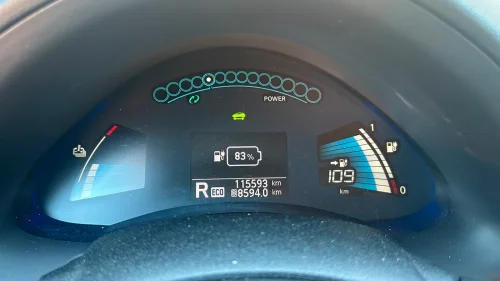NISSAN LEAF