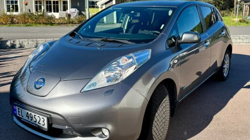 NISSAN LEAF Acenta