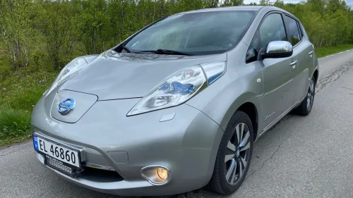 NISSAN LEAF Tekna