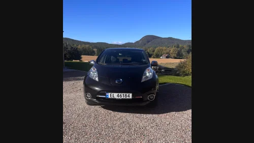 NISSAN LEAF Pålitelig Tekna Skinn Navi EUOkt 27 360 kam CruiseBose