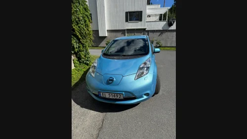 NISSAN LEAF Tekna