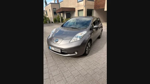 NISSAN LEAF Tekna