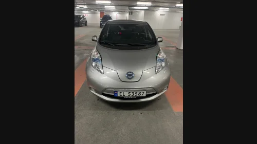 NISSAN LEAF Tekna