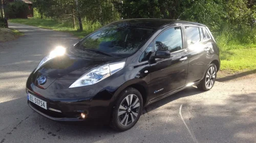 NISSAN LEAF Tekna (K)