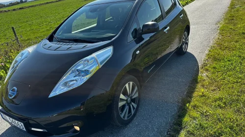 NISSAN LEAF Tekna | Skinn | BOSE | 360° | garanti 6mnd / 8000km