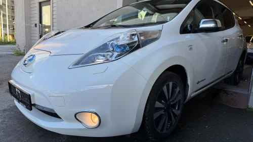 NISSAN LEAF 24 KWh Nordic, 360 KAMERA, BOSE, NAVIGASJON, CRUISE,