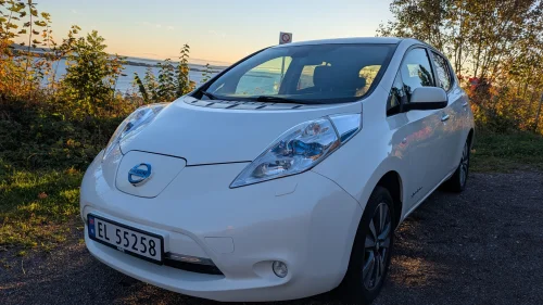 NISSAN LEAF Tekna (K)