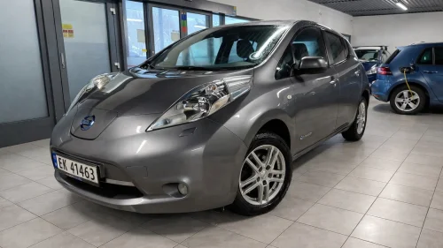 NISSAN LEAF EU 06.2026 // R.KAM // NAVI // CRUISE // SE BATT STATUS