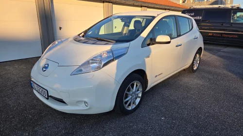 NISSAN LEAF Visia