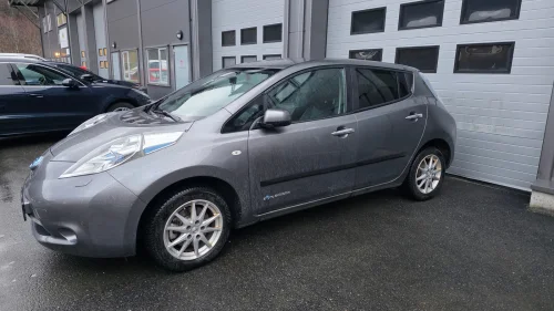 NISSAN LEAF Tekna (K)