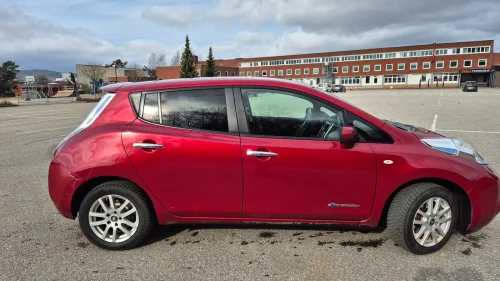 NISSAN LEAF Acenta