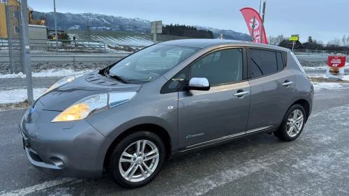NISSAN LEAF Acenta