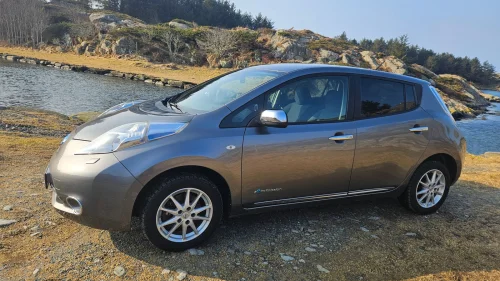 NISSAN LEAF Acenta