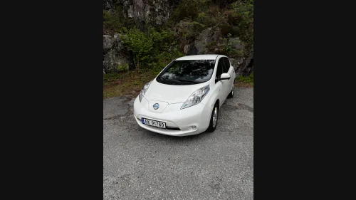 NISSAN LEAF ZE0