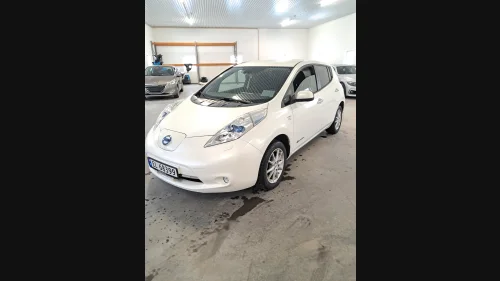 NISSAN LEAF Nordic (K)11 AV 12 STREKER BOSE 360 CAMERA