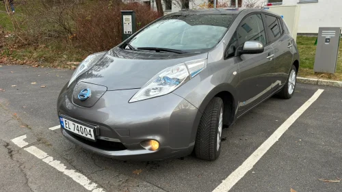 NISSAN LEAF Tekna, varmepumpe, skinn interiøret, kamera 360