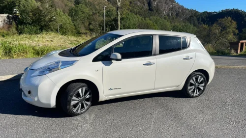 NISSAN LEAF Rep objekt