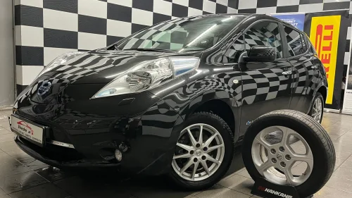 NISSAN LEAF 11/12 STREKER*NORSK*1-EIER*LAV KM*VARME-PUMPE*EU OK