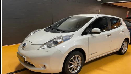 NISSAN LEAF Tekna