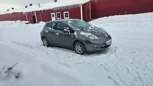 NISSAN LEAF Tekna
