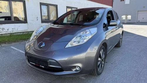 NISSAN LEAF Mye utstyr - Nye dekk - 11av12 batteri / LAV KM - EU 26
