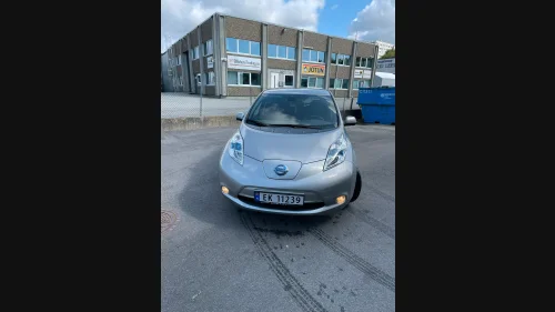 NISSAN Leaf Tekna (K)