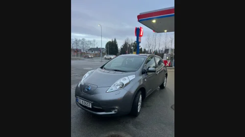 NISSAN LEAF