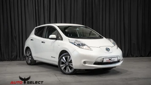 NISSAN Leaf 80 KWH 109HK/Tekna/360kam/Skinn/BOSE/Navi/Cruise
