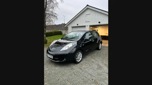 NISSAN LEAF