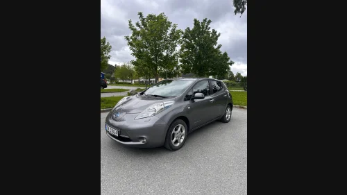NISSAN Leaf Acenta (K)