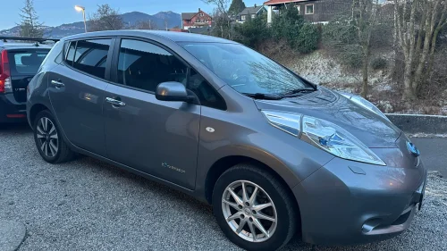 NISSAN LEAF Tekna