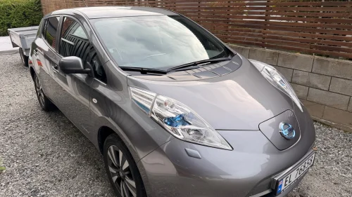 NISSAN LEAF Tekna