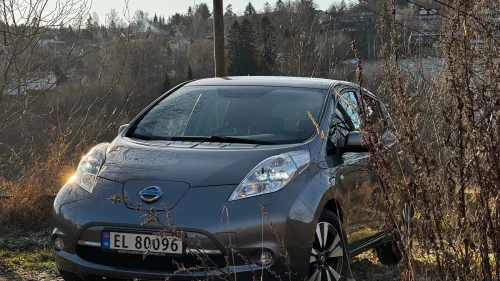 NISSAN LEAF Tekna