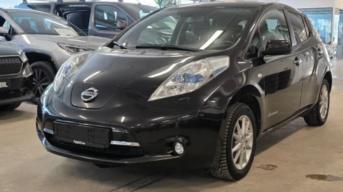NISSAN LEAF Tekna