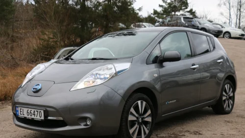 NISSAN LEAF GARANTI - 2.gen - Tekna - Vinterpakke-Varmepumpe-DAB