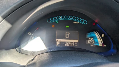 NISSAN Leaf