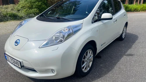NISSAN LEAF Acenta
