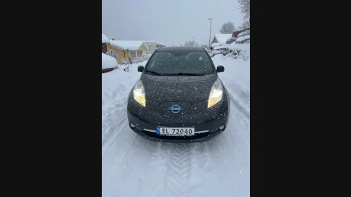 NISSAN LEAF Tekna