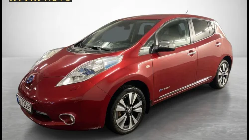 NISSAN LEAF Nissan Leaf 2015 | 24kWh | Automat | 109.000 km | Rød |